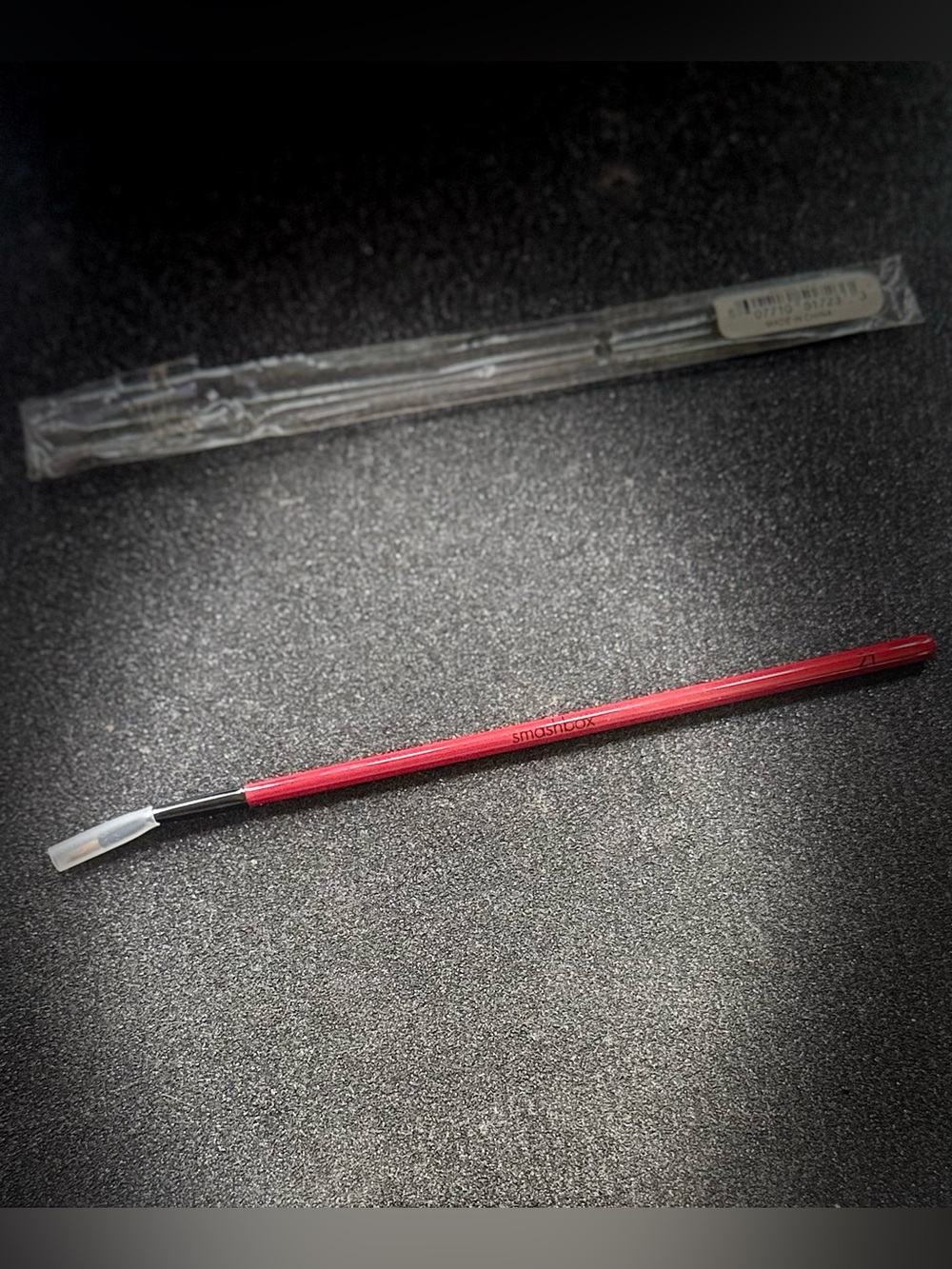 *NEW* SMASHBOX Arced Liner Brush - #21